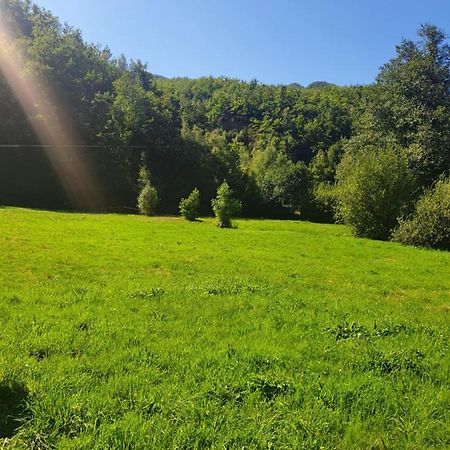 Casa Celedonio Lägenhet Cerredo Exteriör bild
