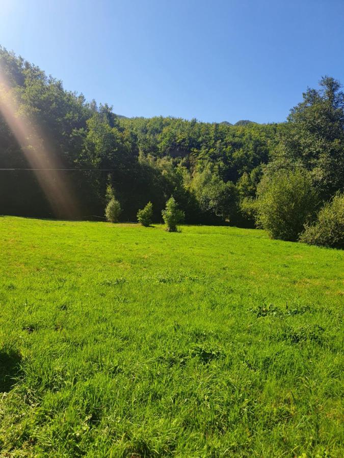 Casa Celedonio Lägenhet Cerredo Exteriör bild